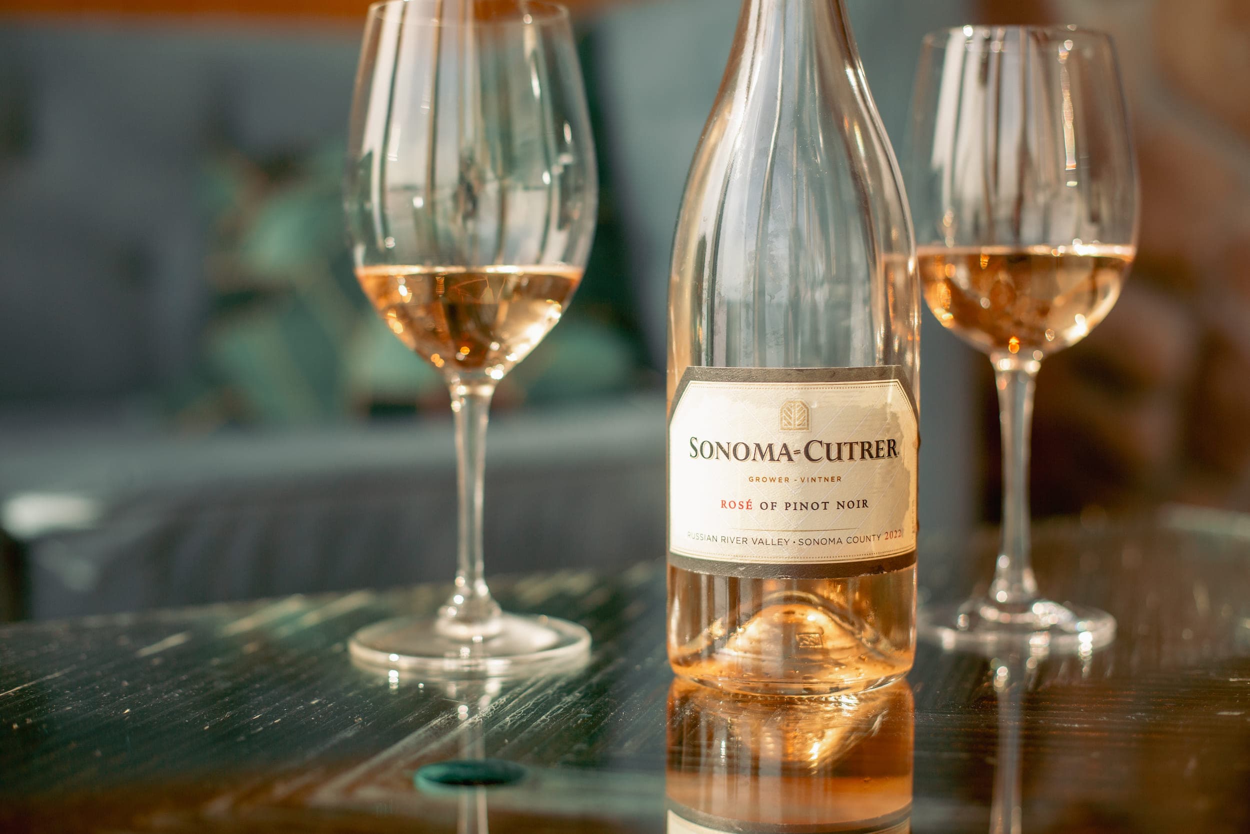 A bottle of Rosé and 2 glasses at Edgewater