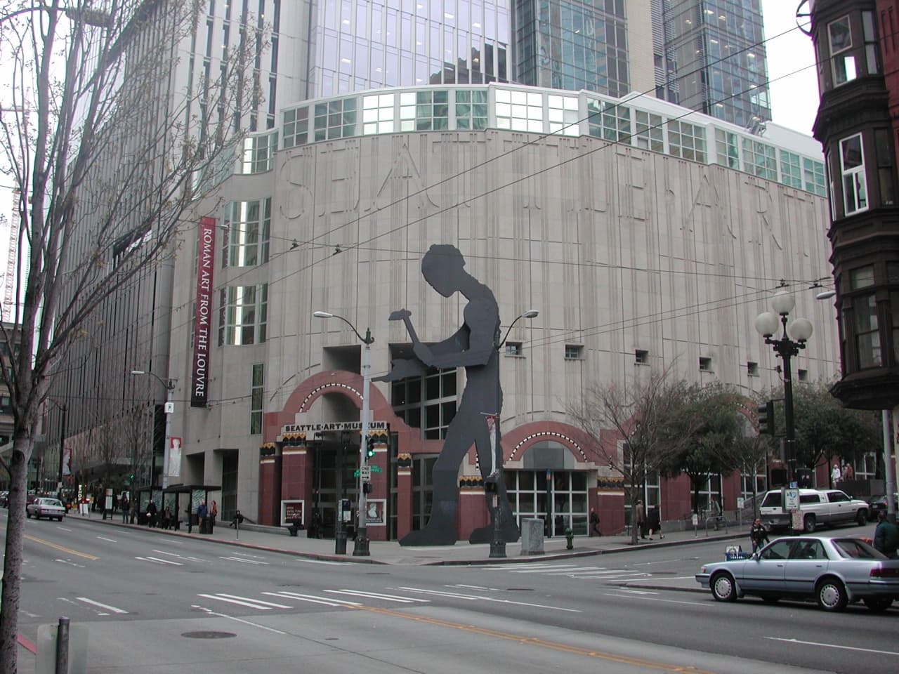 Exterior of the Saettle Art Museum