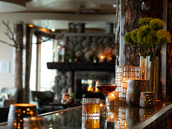 The Bar At Six Seven Restaurant.