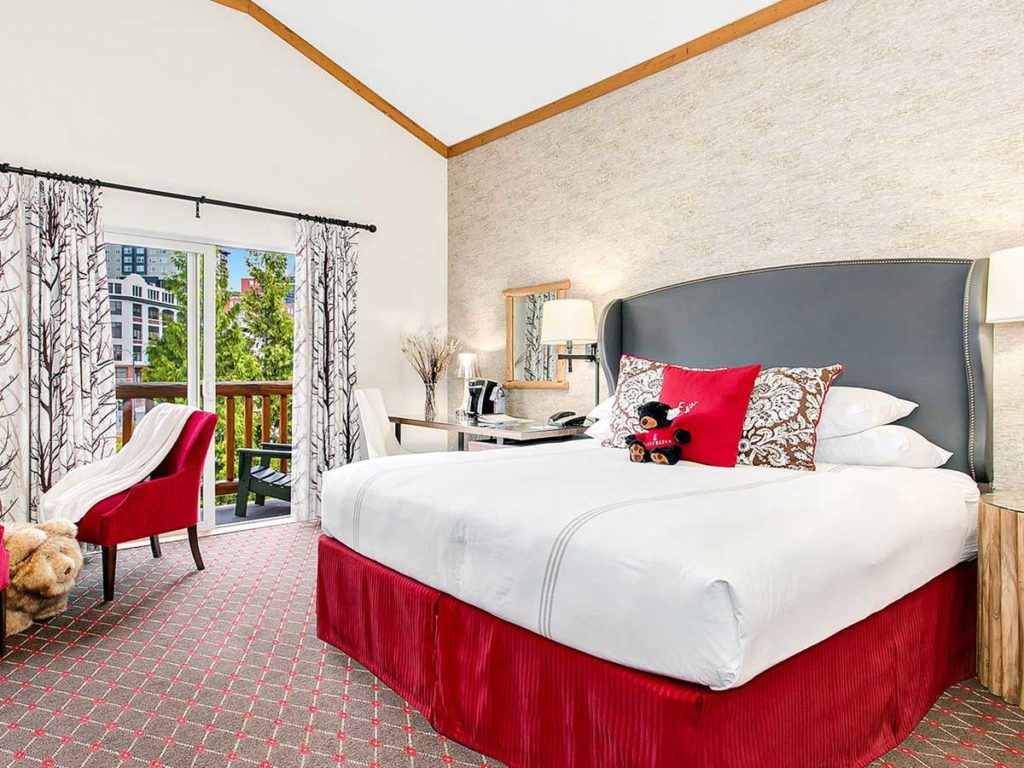 Guestroom at the Edgewater Hotel