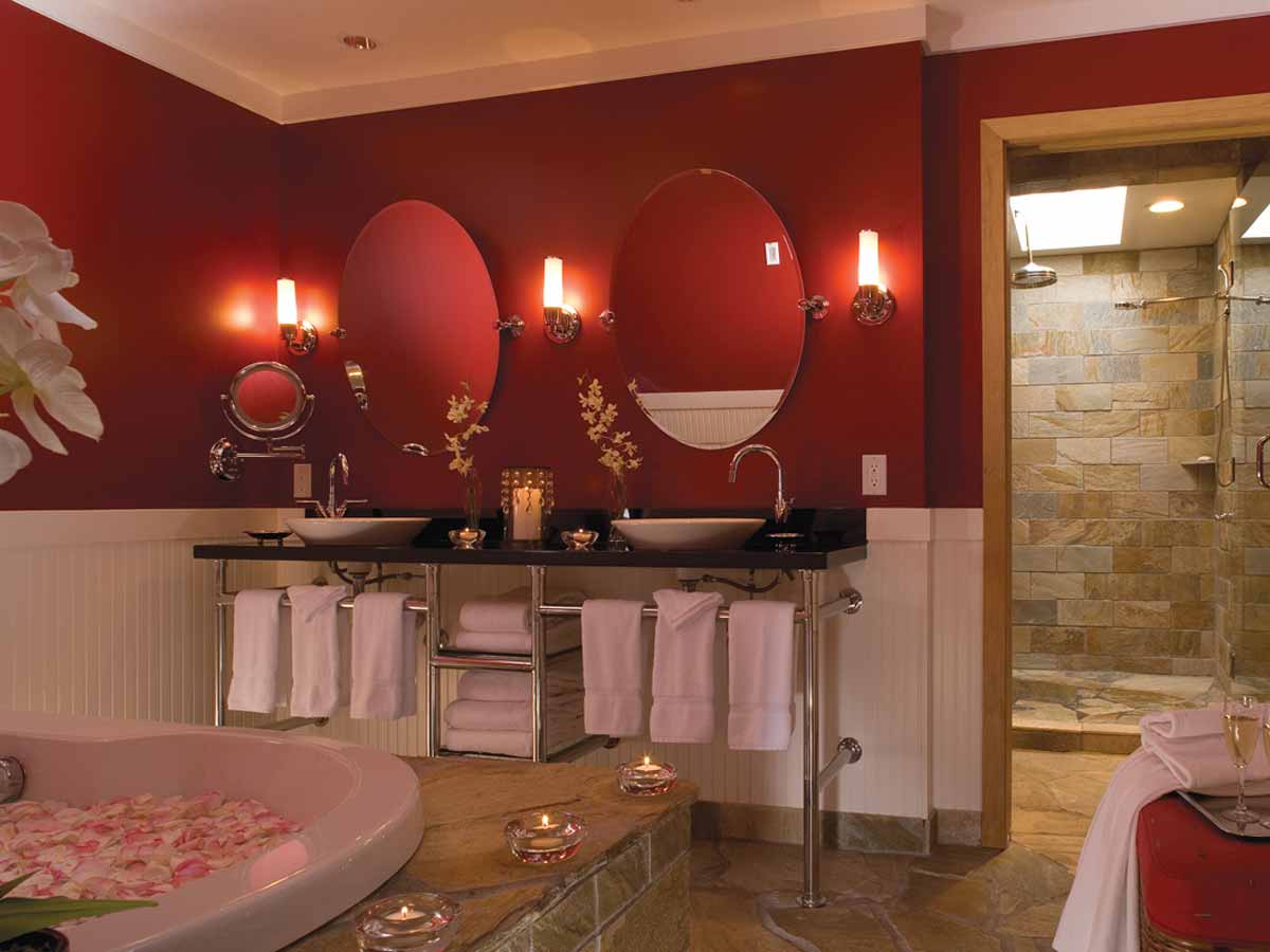 Penthouse bathroom.