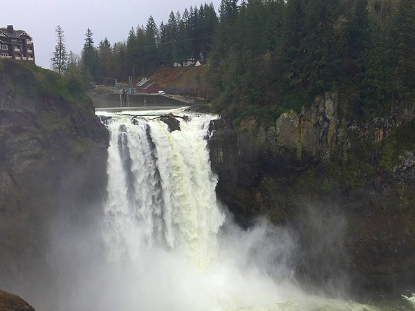 Snoqualmie Falls