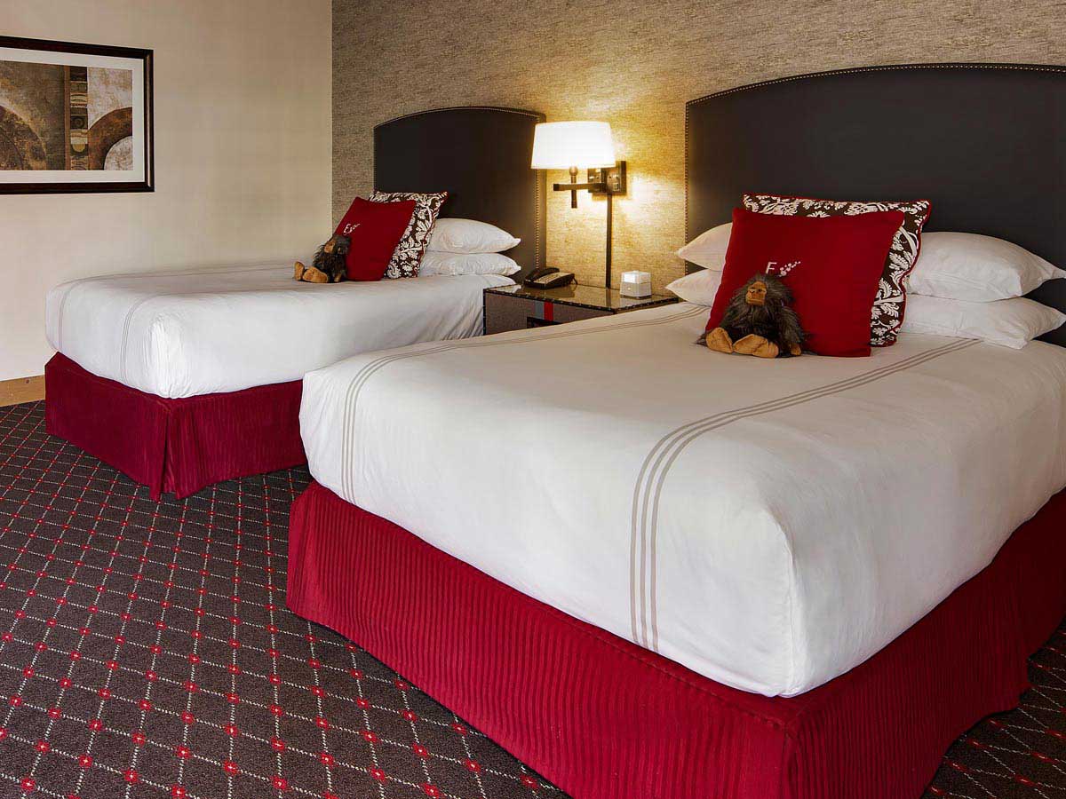 Double Beds In A Seattle Suite.