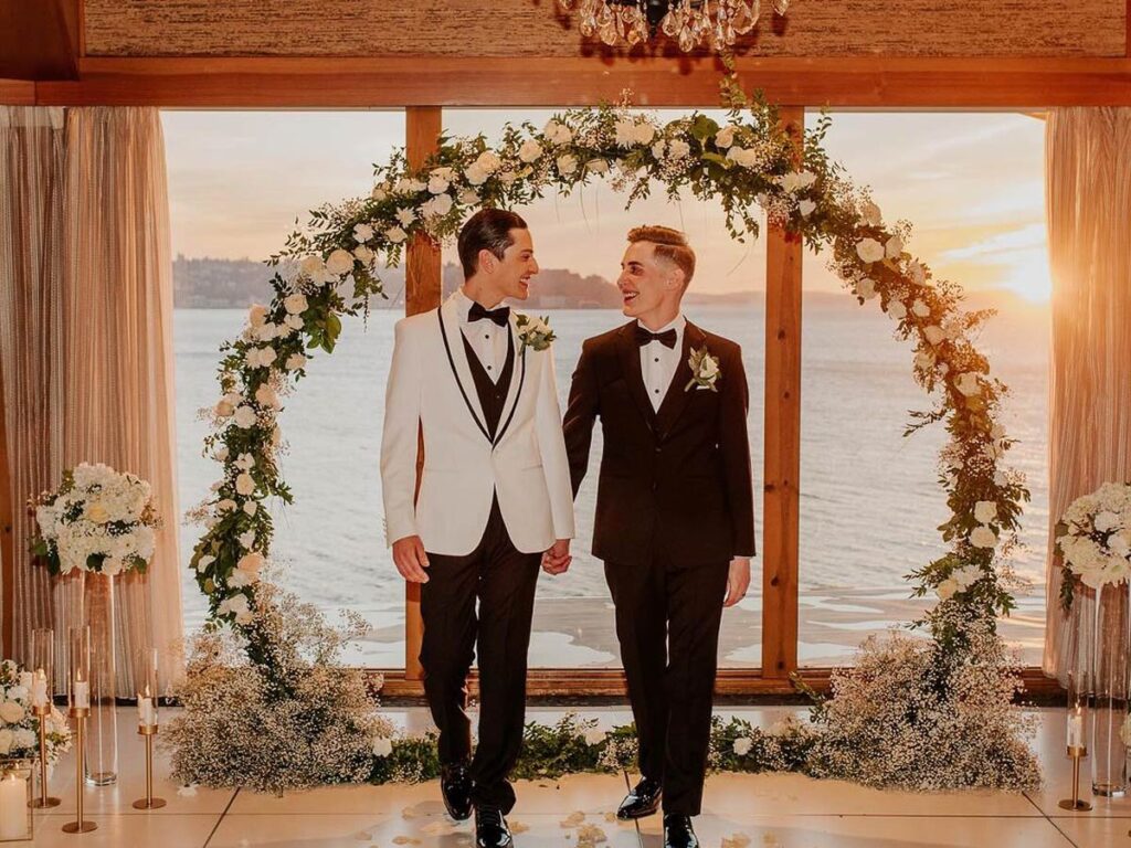 Waterfront Wedding In Seattle